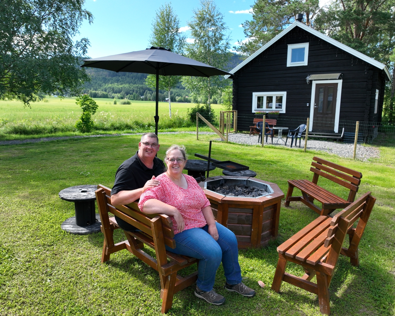 Sonja & Fred in the Dutch newspaper